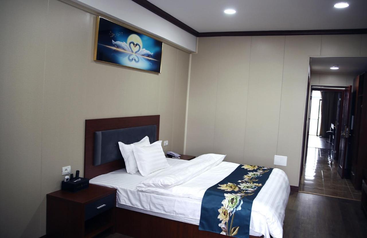 Aparthotel Peace House à Bucarest Extérieur photo